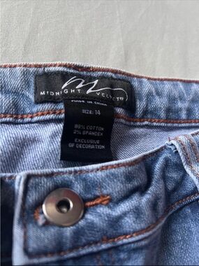 Jeans Subcategory Identification